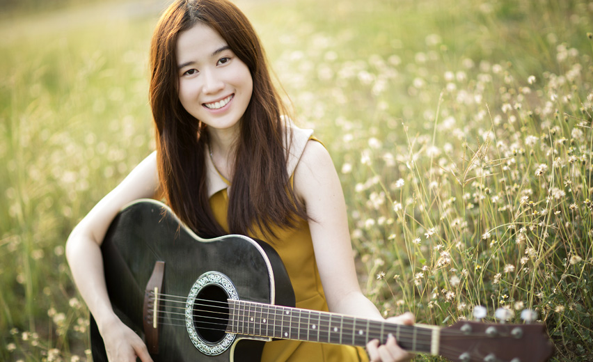 10 Basics for Learning Acoustic Guitar for Beginners