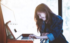 Is It Too Late to Start Piano Lessons For Adults?