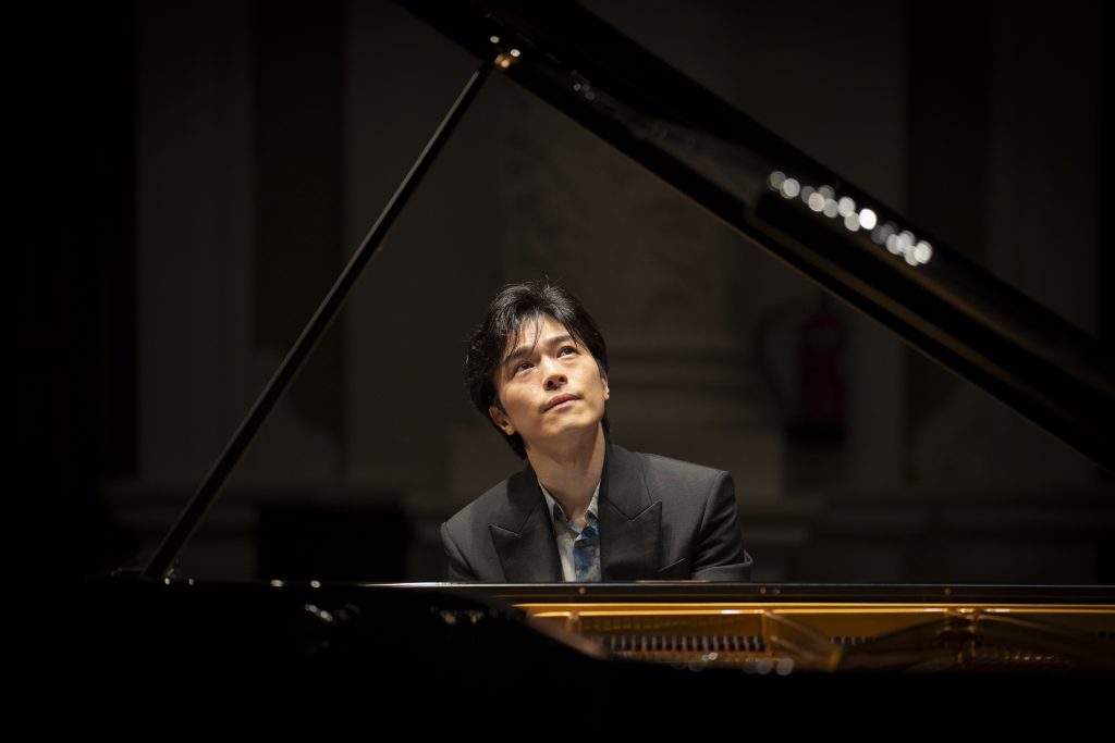 Takeshi Oi Gives a Heartfelt Recital at His Singapore Debut