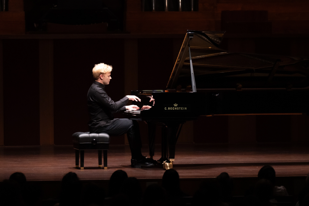 The Magic of Alexander Malofeev – 2025 Singapore Recital Review